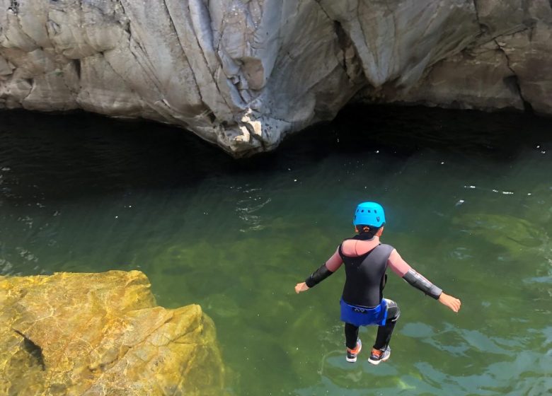2 Ô-Outdoor – Canyoning